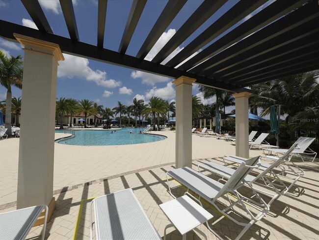 Building Photo - 10042 Crooked Crk Dr