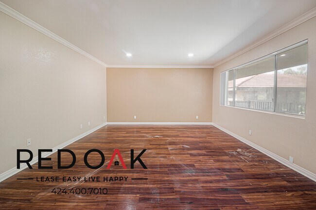 Building Photo - 861 Glencliff St