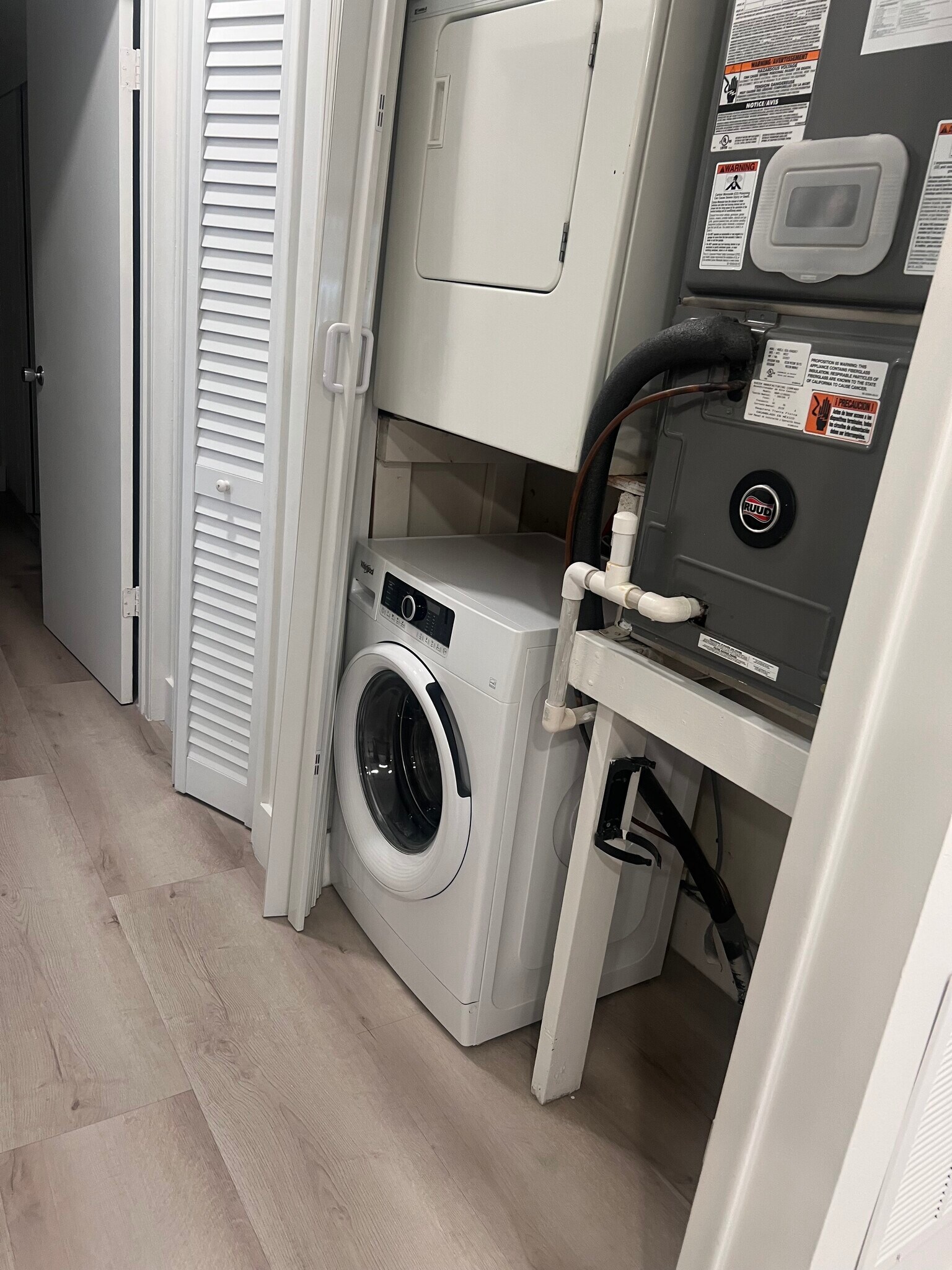 Washer/Dryer - 1214 SW 30th Pl