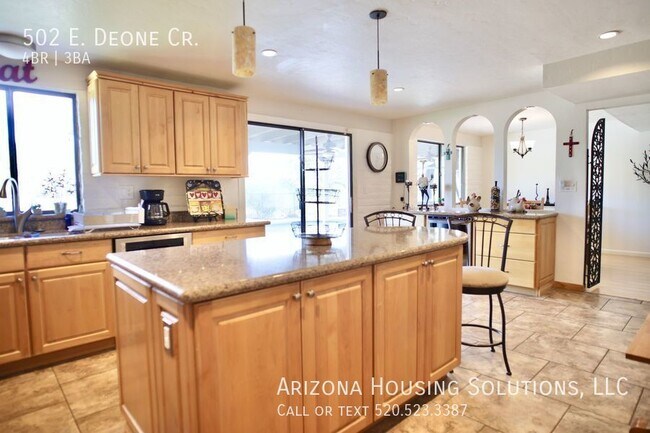 Building Photo - 502 E Deone Cir