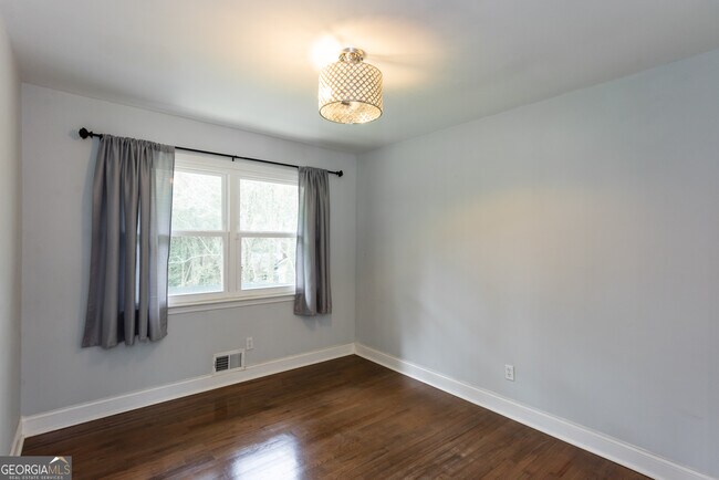 Building Photo - 2752 Arrowood Dr