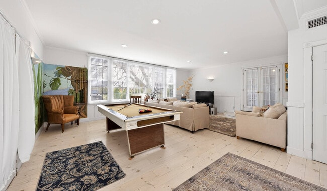 Building Photo - 274 Majors Path