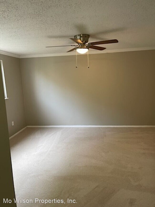 Building Photo - 3 br, 2.5 bath House - 3422 Belfry Lane