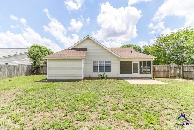 Building Photo - 462 Falkirk Dr