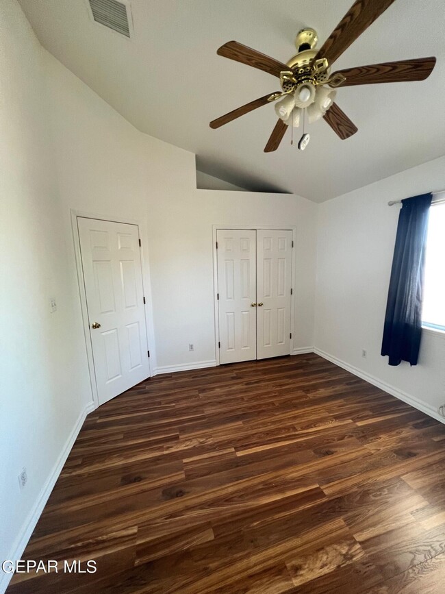 Building Photo - 7105 Tierra Roja St