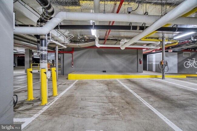 Building Photo - 925 N Fairfax St