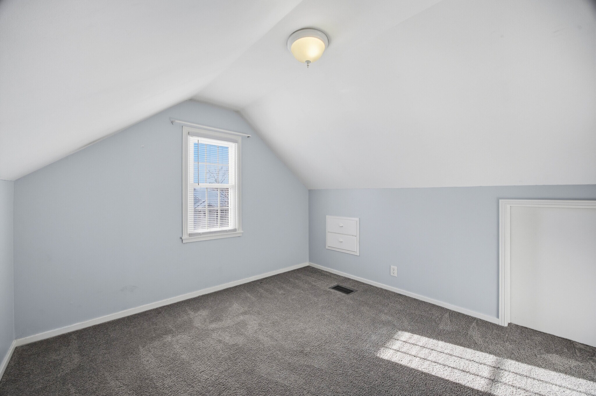 Building Photo - 406 Tarrington Rd