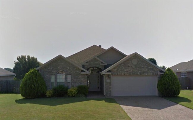 Primary Photo - 199 Hailey Dr
