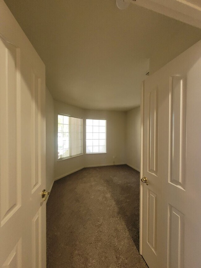 Building Photo - Rocklin four bedroom. single level home