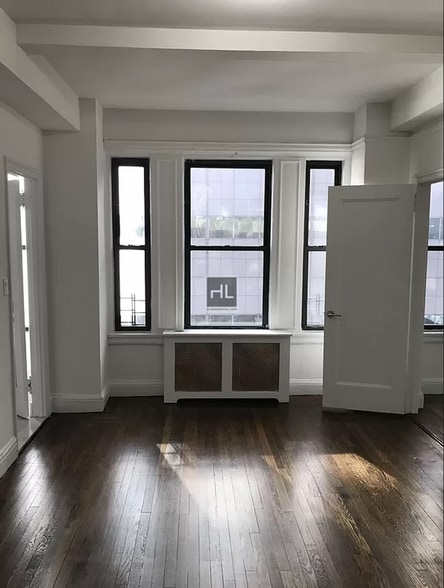 Building Photo - EAST 46 STREET