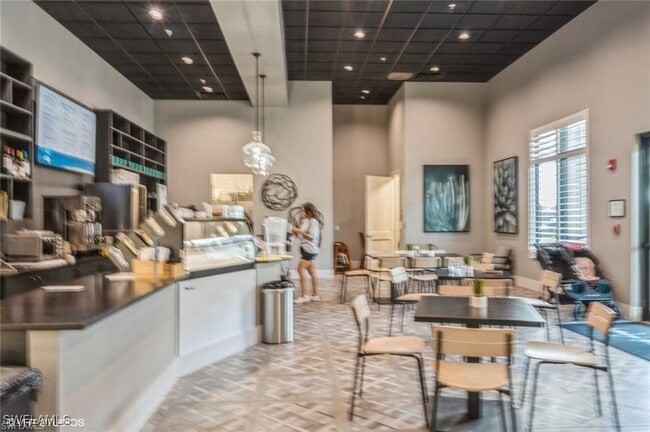 Building Photo - 19121 Hinkley Dr