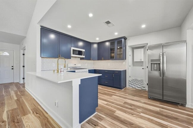 Building Photo - 1912 Cannonwood Ln