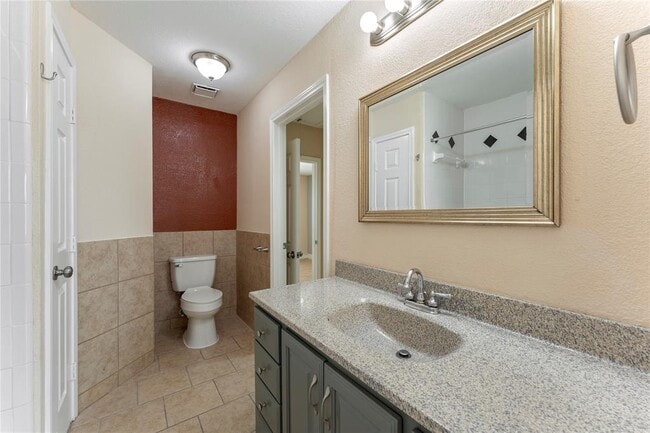 Building Photo - 8518 Barrybrook Ln