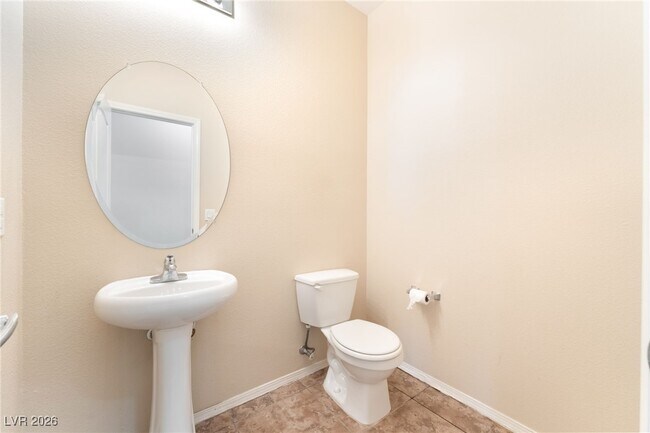 Building Photo - 10625 Mt Jefferson Ave