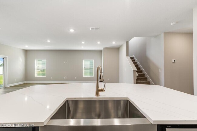 Building Photo - 50 Martos Ct