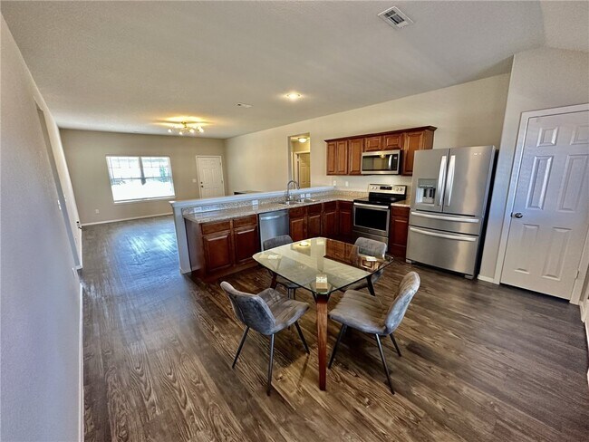 Building Photo - 6206 SW Warrington Rd