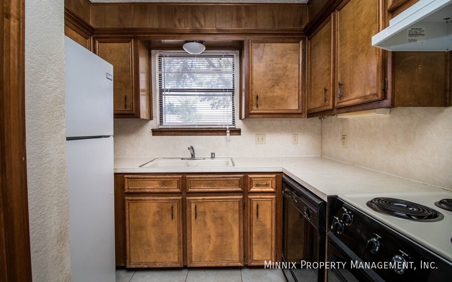 Building Photo - 6604 26th St