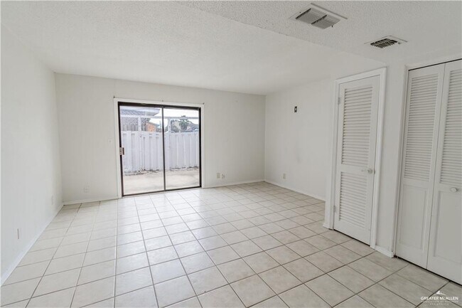 Building Photo - 1114 Tori Ln