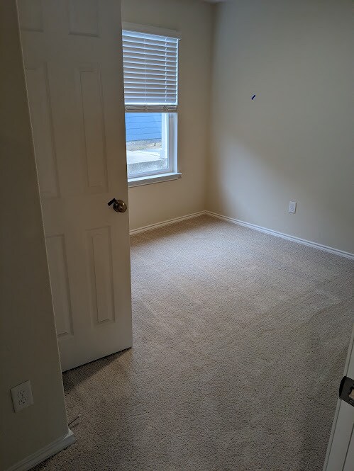 Bedroom2 - 6826 Turnpike