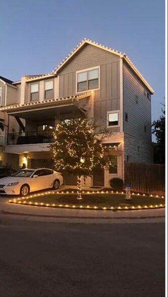 Building Photo - 221 Birch Oak Ln