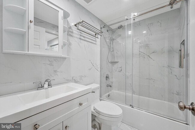 Building Photo - 1594 Poplar Grove Dr