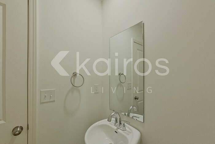 Building Photo - 217 Ascension Wy