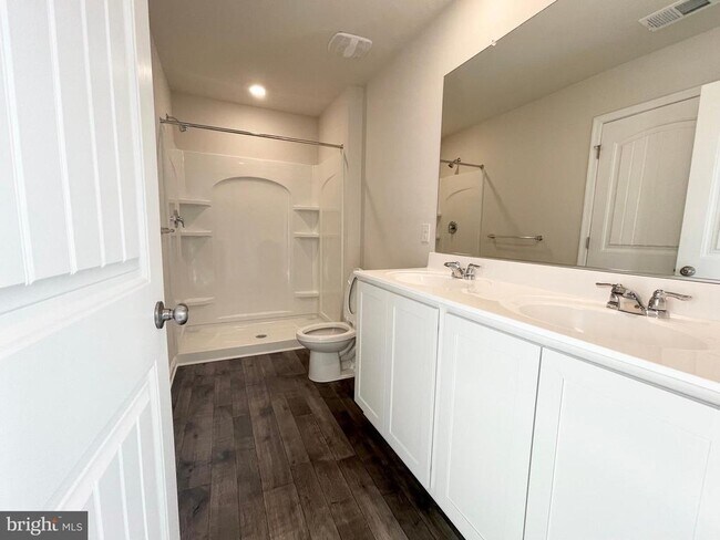 Building Photo - 28 Citrus Dr