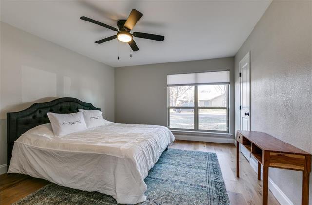 Building Photo - 8349 Londonderry Ln