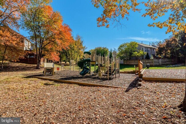 Building Photo - 5617 Gosling Dr