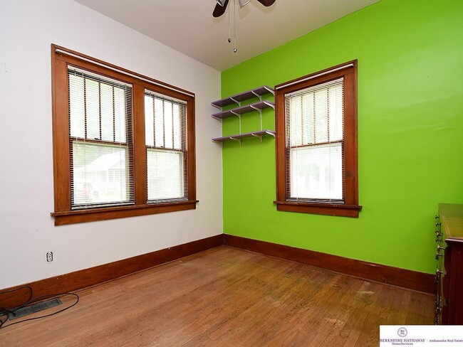 Building Photo - 2032 N 65th Ave