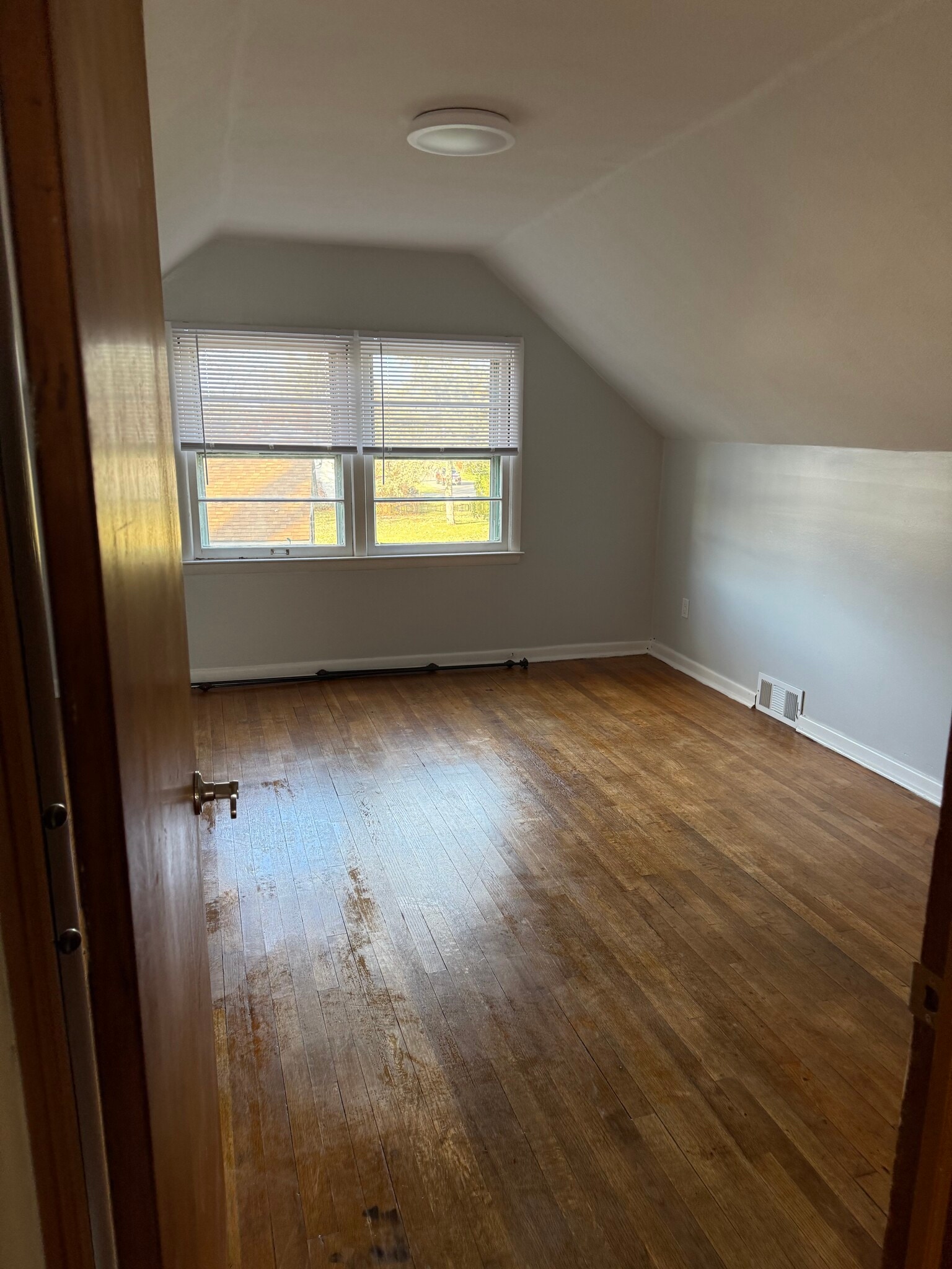 upstairs bedroom 1 - 304 Brookside Dr