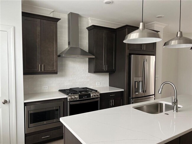 Building Photo - 1651 Wellborn Walk
