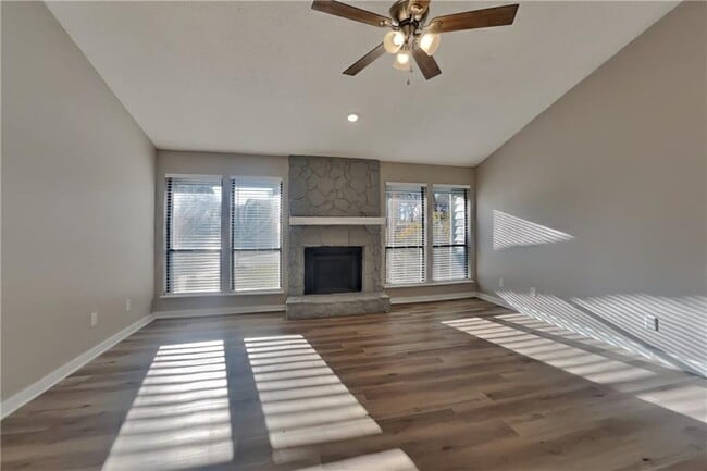 Building Photo - 4901 Duncan Wood Dr