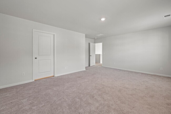 Building Photo - 4 Bedrooms Plus an Office on Cul De Sac