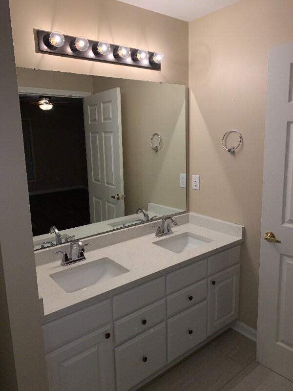 Building Photo - 2501 Huntscroft Ln
