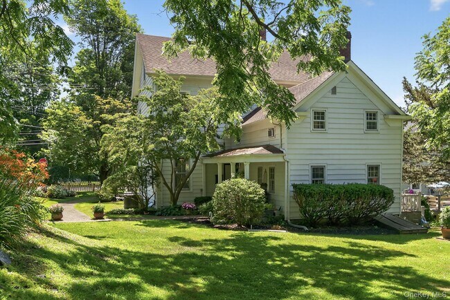 Building Photo - 4 Parkview Ter