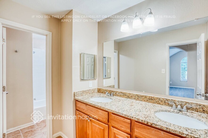 Building Photo - 3914 Liberty Square Trail