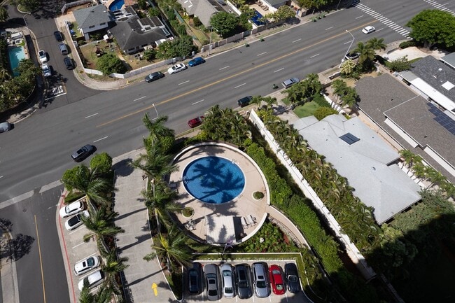 Building Photo - Regency at Kahala - Partially Furnished - 1 bedroom, 1 bathroom, 1 parking stall