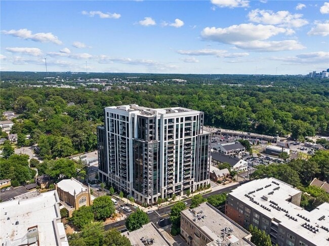 Building Photo - 2425 Peachtree Rd NE