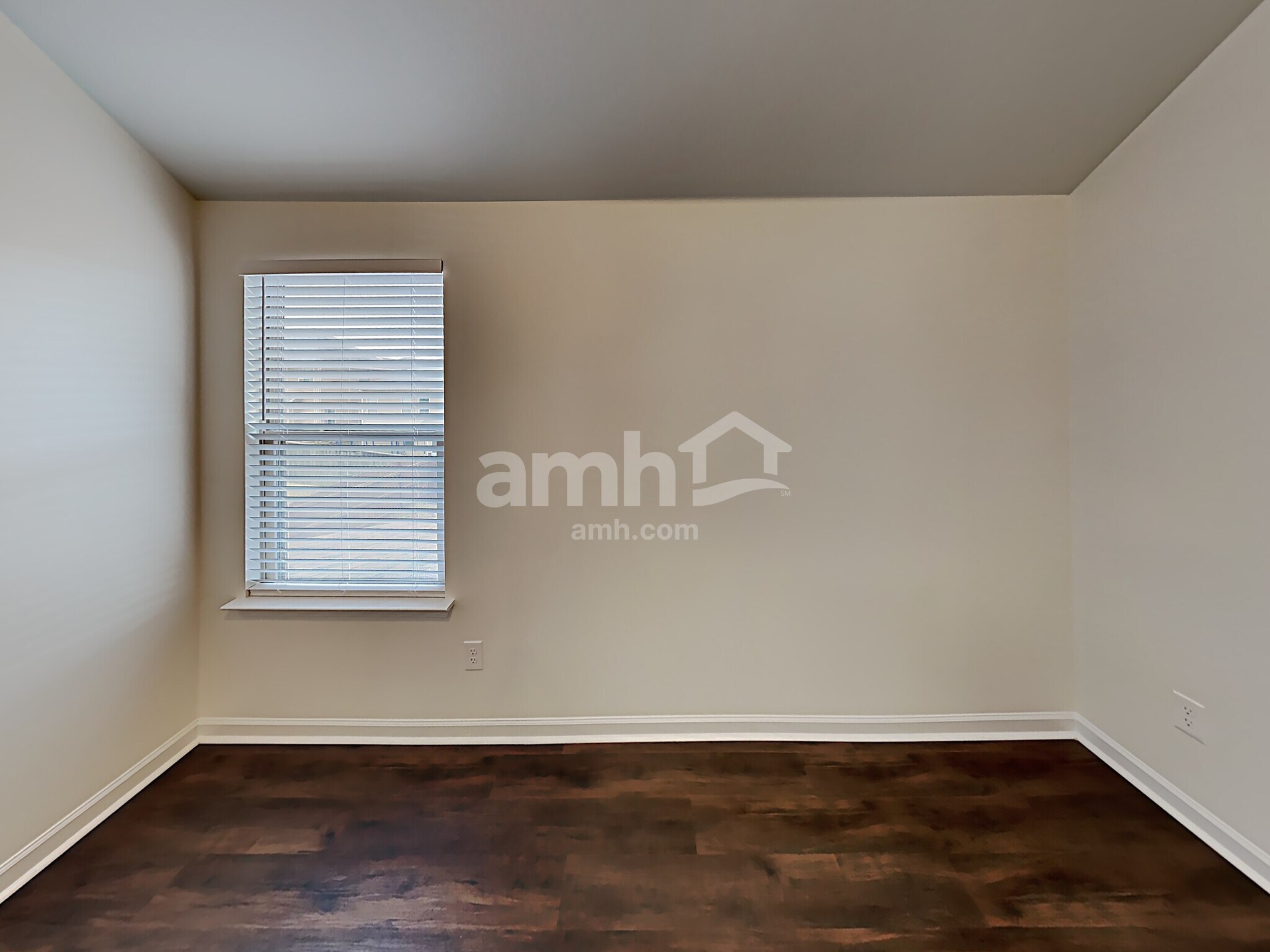 Building Photo - 635 Ocean Ave