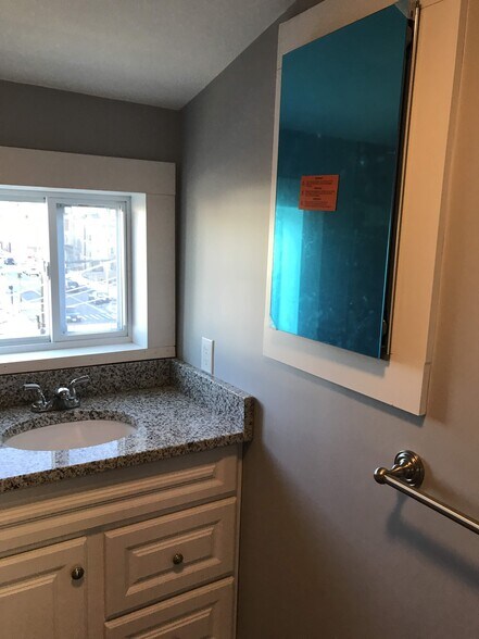 Building Photo - 289 Beacon St