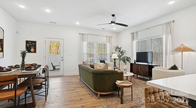 Building Photo - 9100 Bluedale Rd