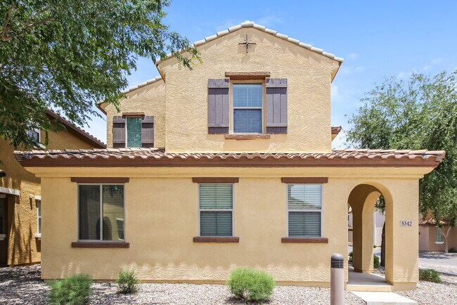 Building Photo - 5342 W Chisum Trail