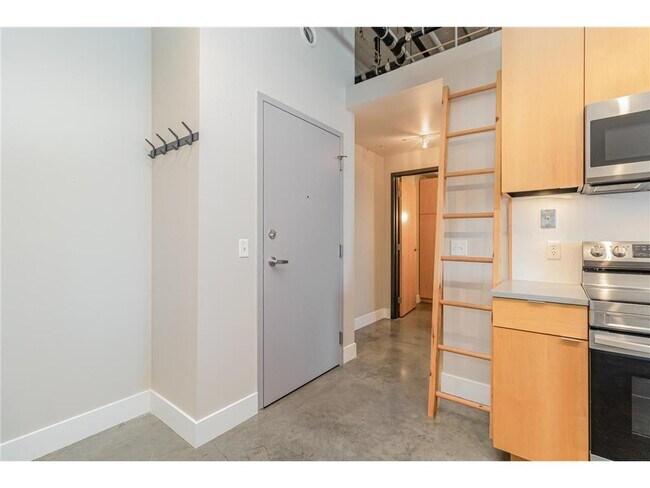 Building Photo - 730 Stinson Blvd NE