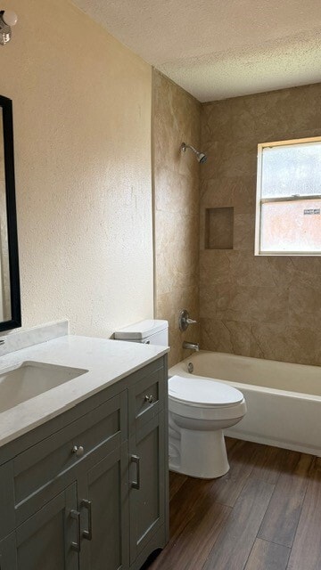 Building Photo - 451 Oakdale Dr