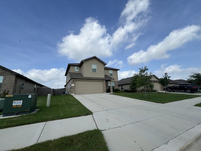 Building Photo - 317 Denison Dm
