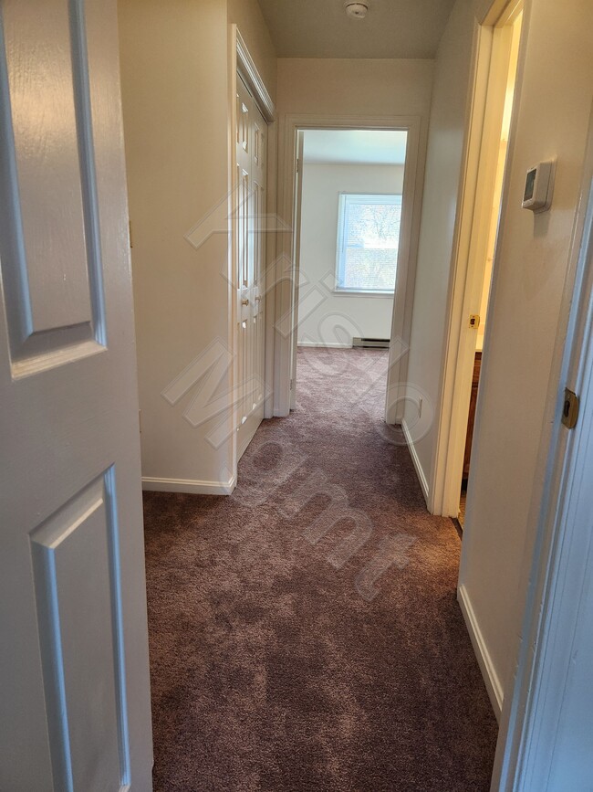 Hallway 2nd Floor - 927 Harwood Rd