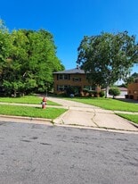 Building Photo - 4926 Ascot Ln