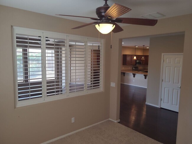 Building Photo - 4457 E Carob Dr