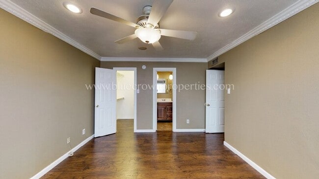Building Photo - 10239 Catalpa Rd
